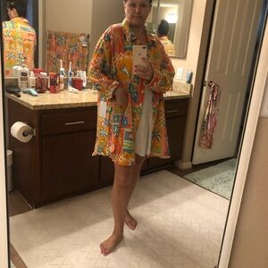 Violet Kay Tropical Print Blouse New 100% Cotton the price is for blouse